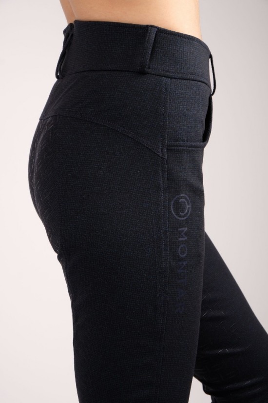 Montar Aisha Rijbroek