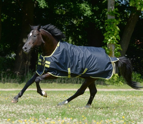 Bucas Oasis Turnout 100gr. inclusief afneembare hals